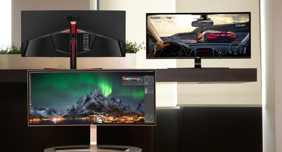 ultrawide monitor