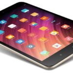 TCL a anunţat Alcatel Flash, un smartphone cu patru camere foto